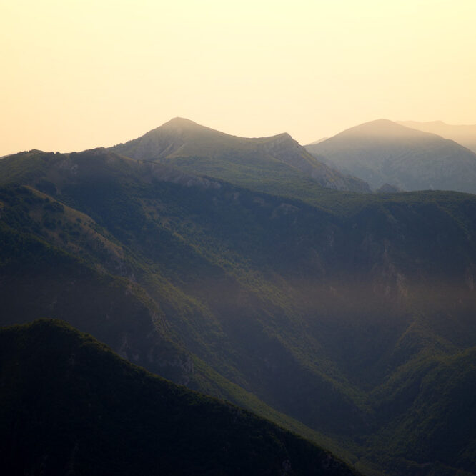 Monti Simbruini con luce del mattino